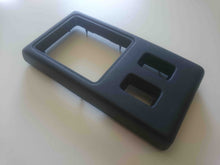 Cargar imagen en el visor de la galería, USED Dashboard Trim Switch Panel Cover 80-94