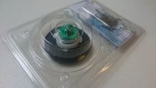 Cargar imagen en el visor de la galería, NEW Locking Fuel Cap 2 Keys All Models 80-01