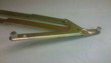 Cargar imagen en el visor de la galería, NEW Window Winder Mechanism Regulator RIGHT O/S 80-01