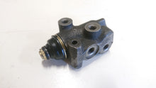 Load image into Gallery viewer, NEW Brake Load Adjuster Valve Compensator 1980 - 2001 (BARE UNIT)
