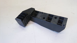 NEW REAR RIGHT O/S Corner Bumper L Bracket 1989 - 2001