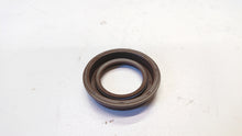 Charger l&#39;image dans la galerie, NEW Gearbox Transmission Differential Diff Output Oil Seal N/S Nearside All Models 1980 - 2001
