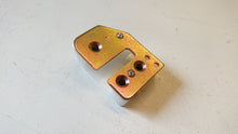 Lade das Bild in den Galerie-Viewer, NEW Outer Door Lock Catch Plate Driver&#39;s Side O/S 1980 - 2001
