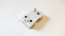 Lade das Bild in den Galerie-Viewer, NEW Outer Door Lock Catch Plate Driver&#39;s Side O/S 1980 - 2001
