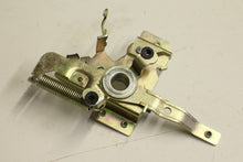 Lade das Bild in den Galerie-Viewer, NEW Rear Door Lock Inner Mechanism 1980 - 2001
