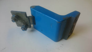 USED Rear Door Hinge TOP RIGHT / BOTTOM LEFT 80-01