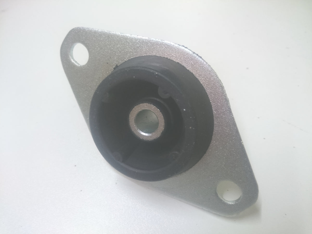 NEW Rubber Gearbox Mount (Centre Rear) 1980 - 1989 – Classic Trafics